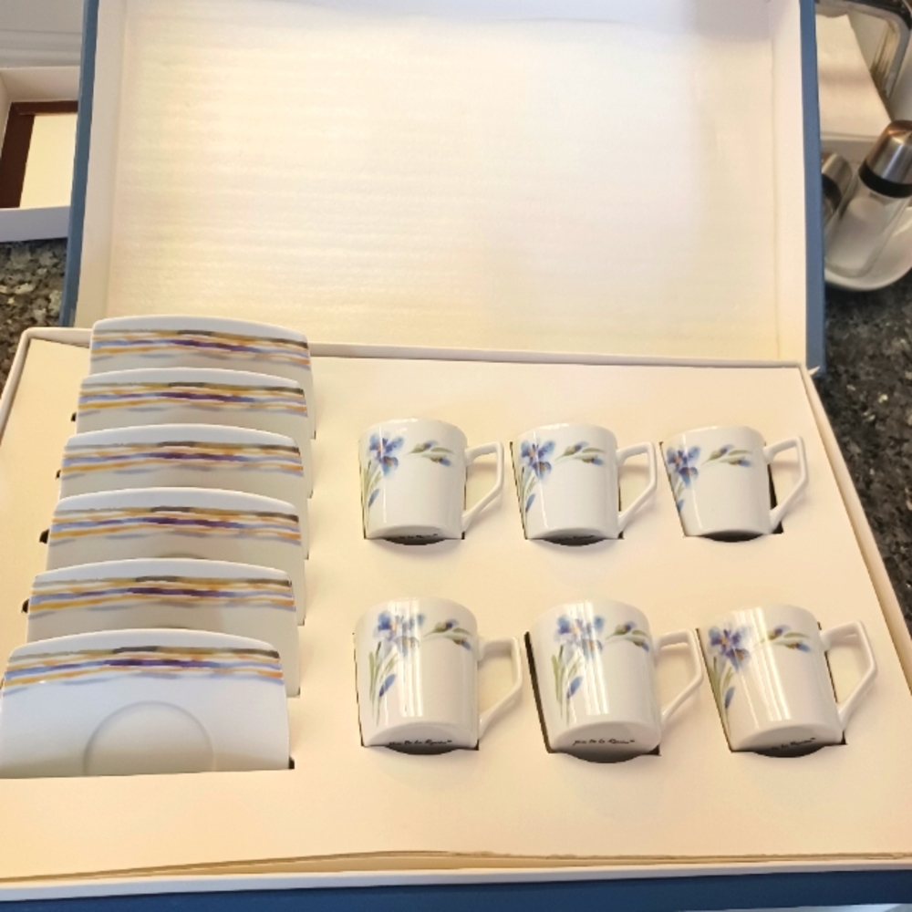 Yves de la Rosiere 6-pc coffee cup & saucer set.